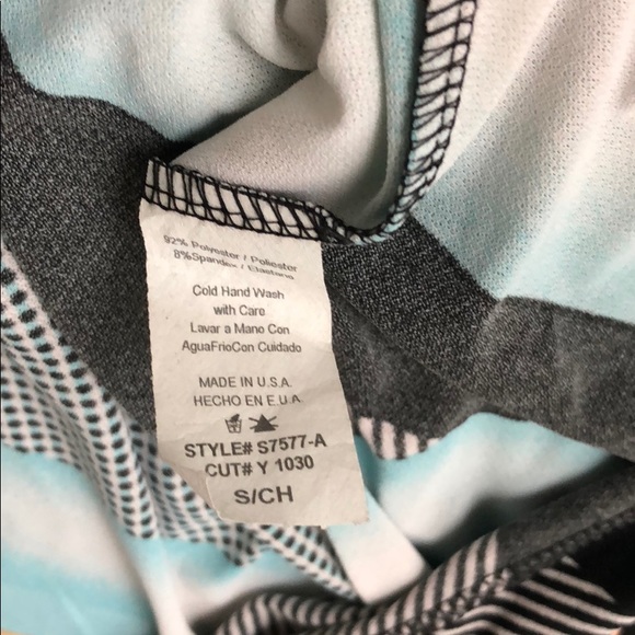 Sexy skirt with belt - Picture 2 of 3